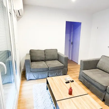 ホテル Majestic *